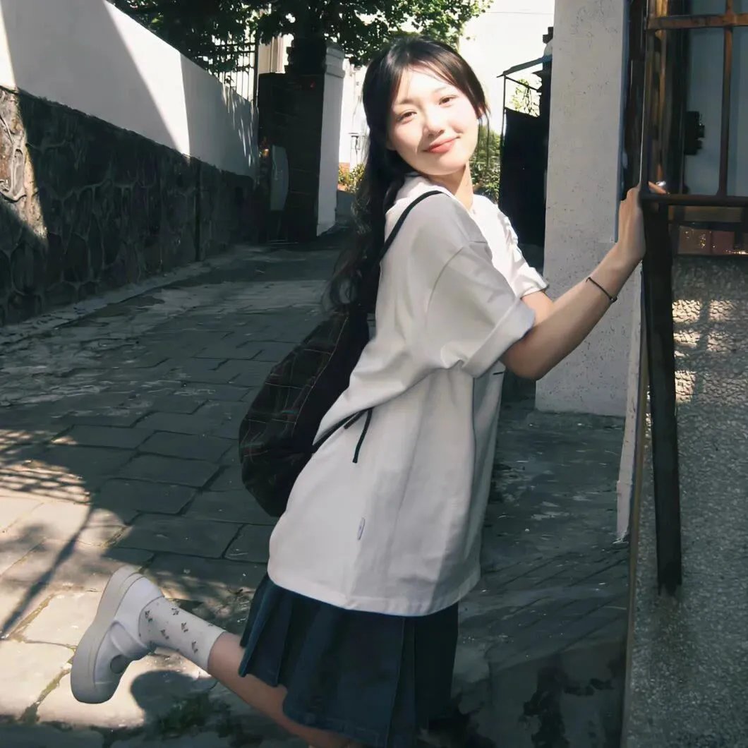 玫瑰园里的老少爷们儿